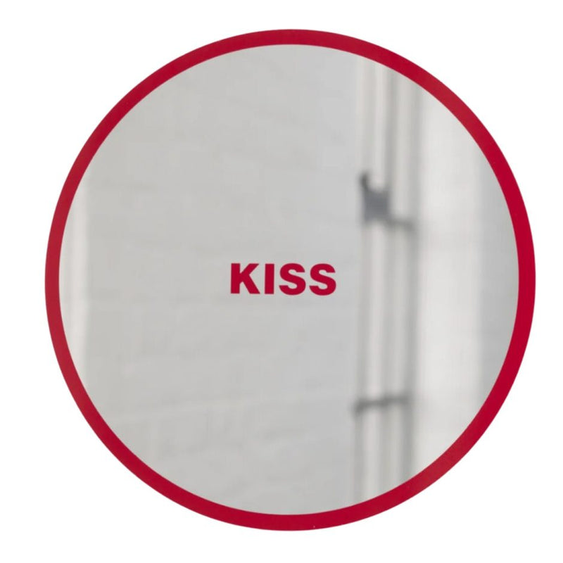 Barbara Kruger, Kiss, 2024