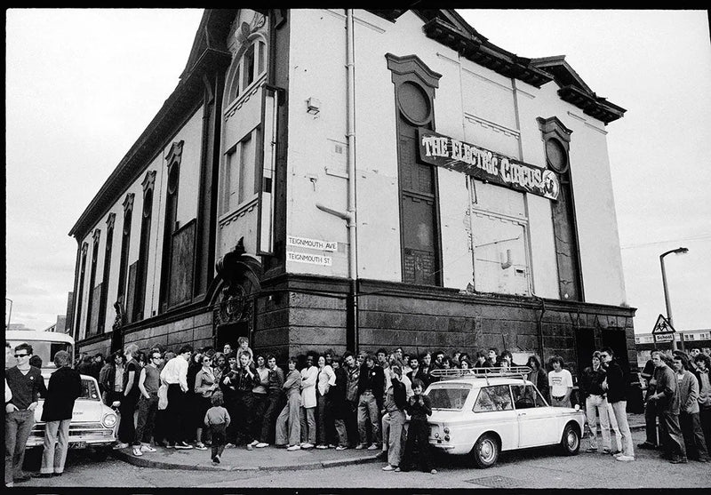 Kevin Cummins, The Electric Circus Manchester, 1977 photograph print for sale Smolensky Gallery