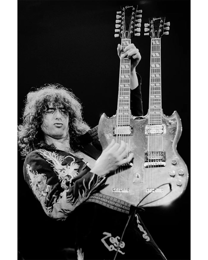 Terry O'Neill, Jimmy Page playing his double neck Gibson, 1975