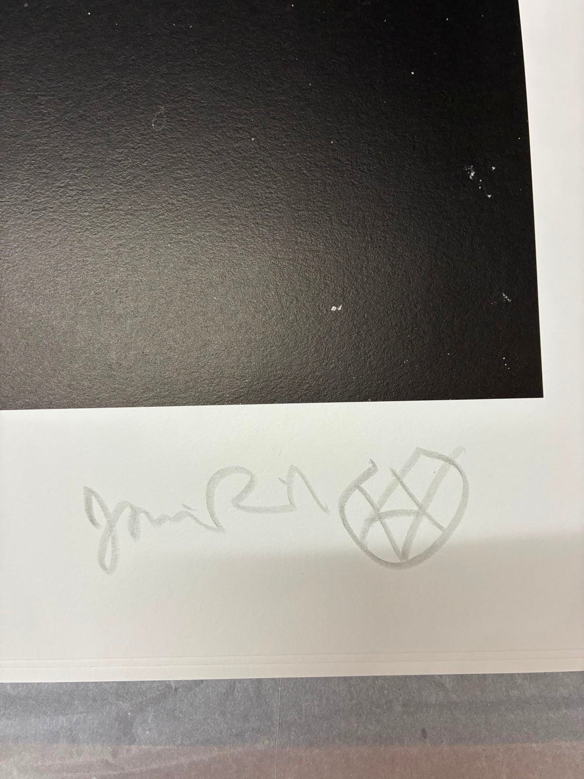 Liberty Queen (Diamond dust, white on black (white border), Artist Proofs (2011)