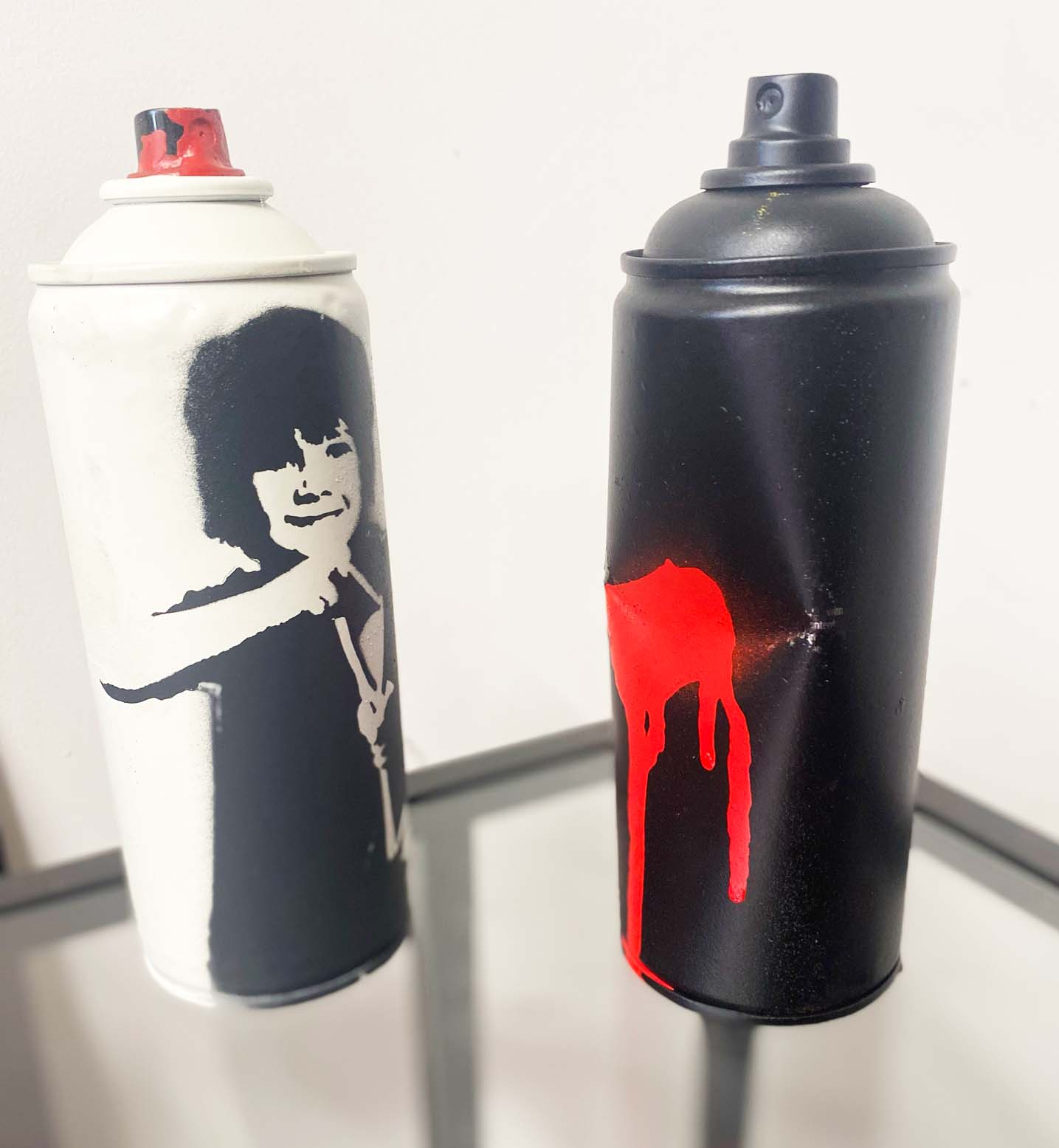 Spray can kid red edition - Smolensky Gallery